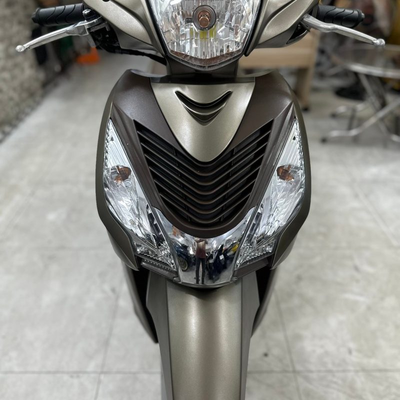 Vision 2020 smartkey bản limited